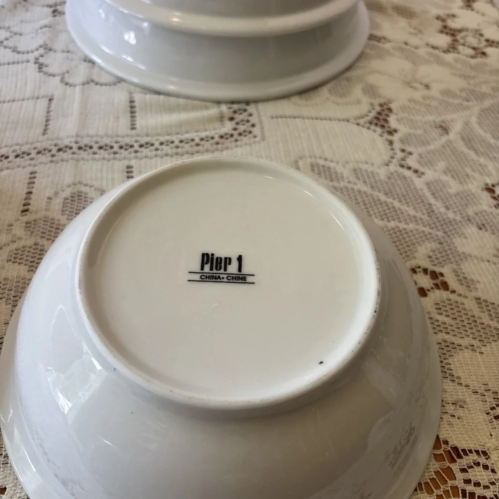 Pier 1 Imports White Glaze Nesting Mixing Bowls ~ Set of 4